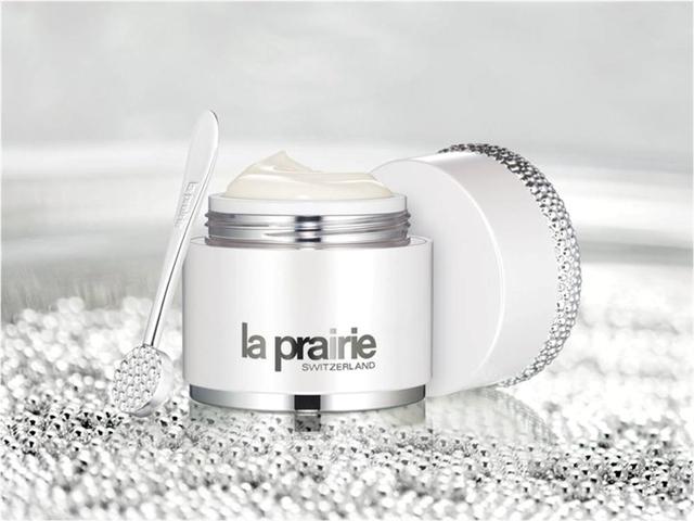 la-prairie-white-caviar-illuminating-eye-cream-6